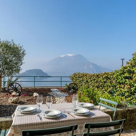 The Terrace On - Varenna Pino דירה Fiumelatte
